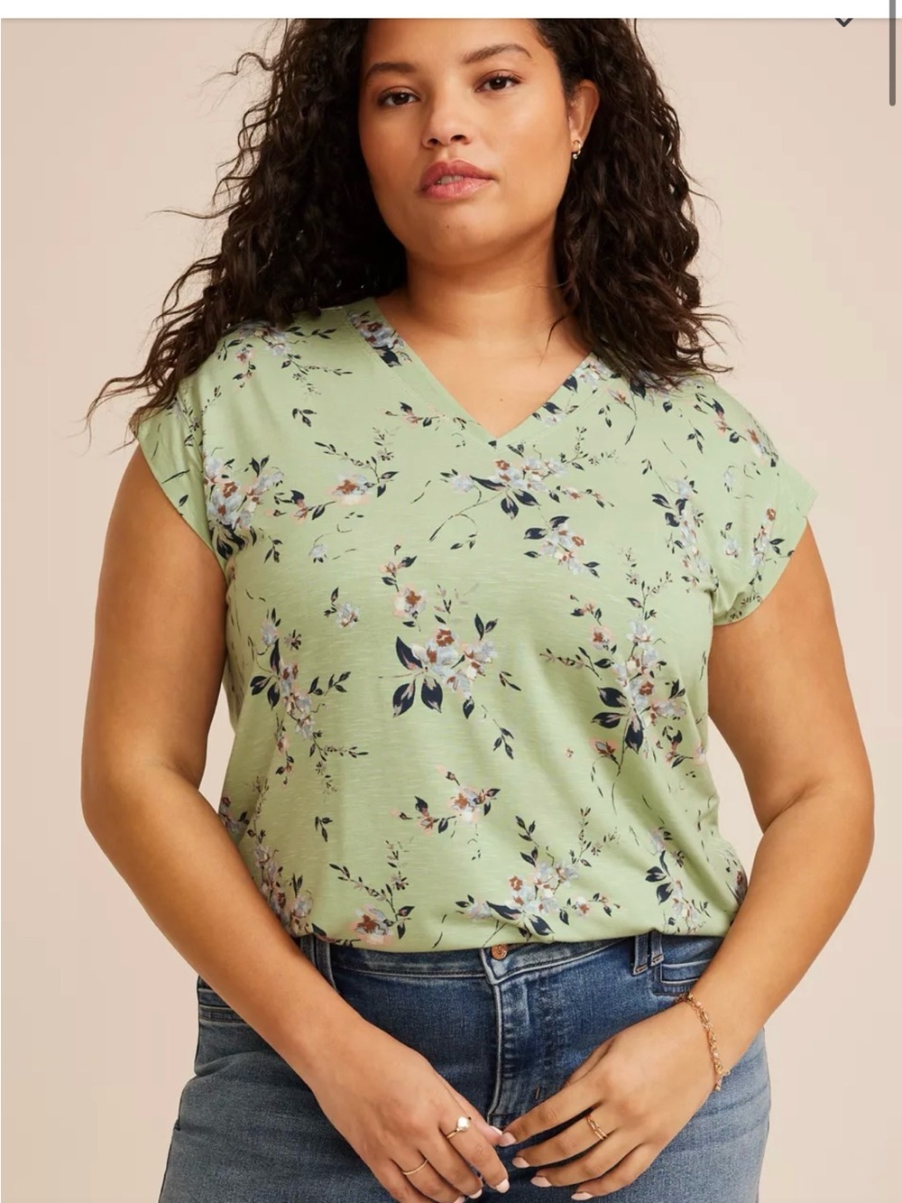 Maurices Plus 24/7 Magnolia floral V Neck Tee